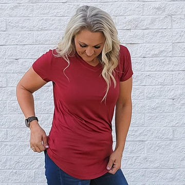 V - Neck Garnet T-shirt - Shop7degrees